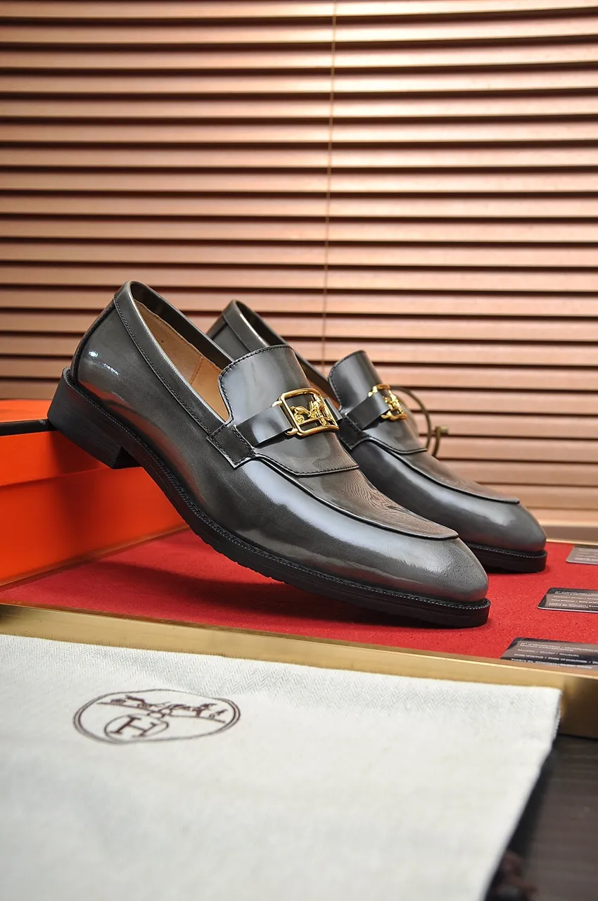 Men's shoes 💰500💶[HERMES] (cowhide lining)🍀Italian top luxury🍀He does not pursue novel styles and gorgeous colors, but attracts the favor of successful men with his flawless, elegant and classic style! This very, very comfortable, simple and stable style makes it easy to match any style! The pattern is absolutely 1:1 refined from the original case, and we strive for excellence in materials, imported cowhide + cowhide lining💪💪💪extraordinary texture👍! .Black brown code number: 38 to 45 (45 customized)